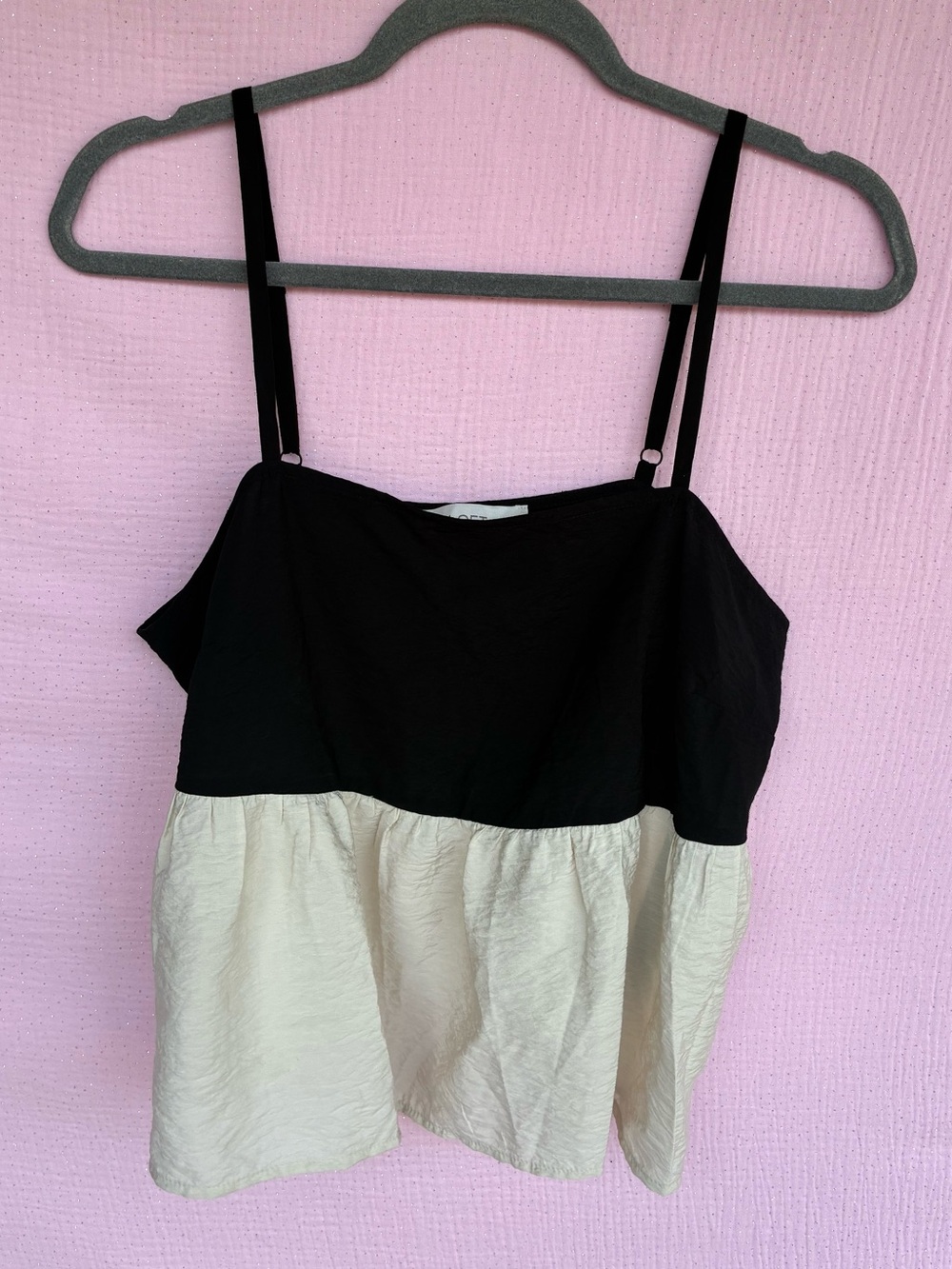 LOFT Black and Cream Colorblock Spaghetti Strap Camisole Size 8